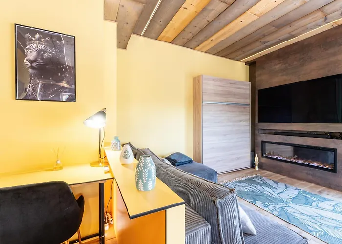 Apartamento Avec Piscine & Terrasse Vue Montagne